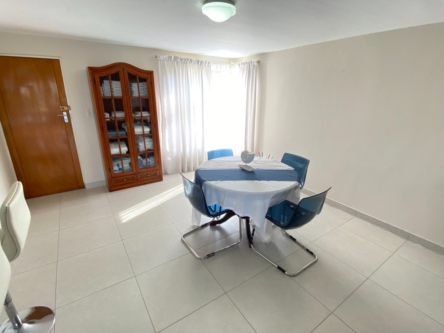 To Let 4 Bedroom Property for Rent in Bowtie Western Cape